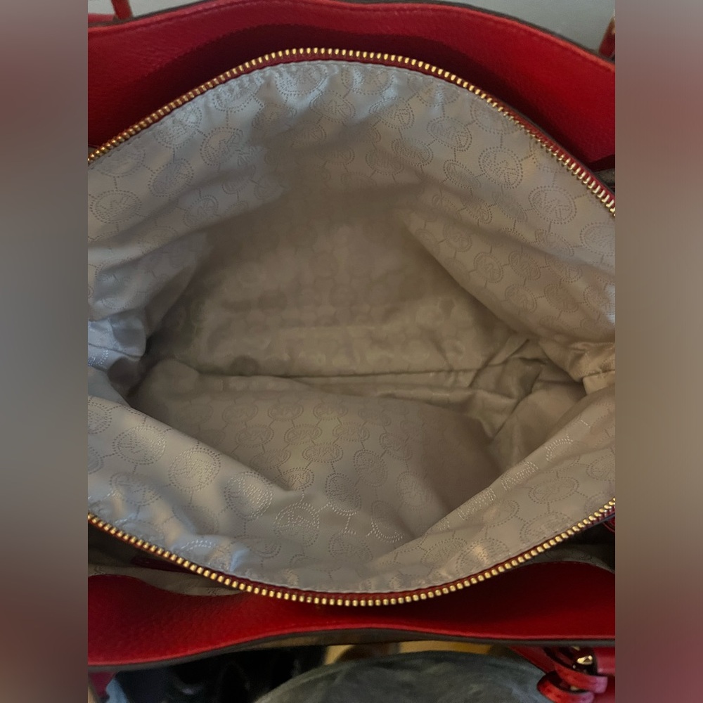 Michael Kors Bedford Satchel/Shoulder Bag - Picture 11 of 16